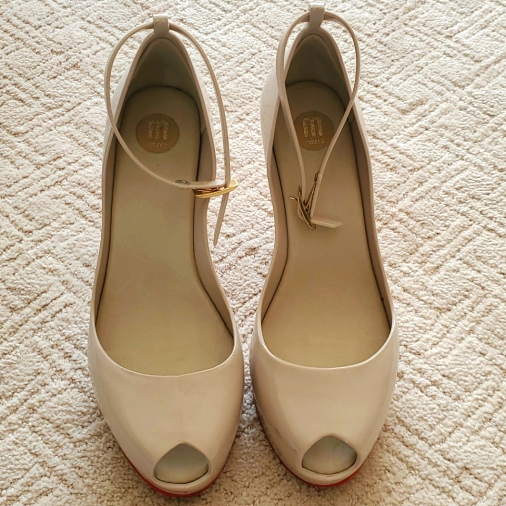 Melissa Wedges